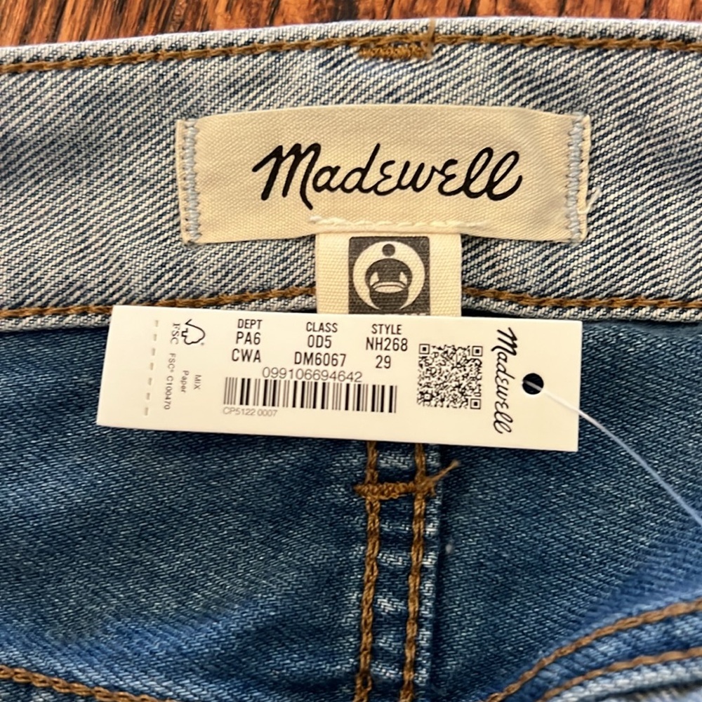 NWT Madewell relaxed denim shorts - Picture 6 of 7